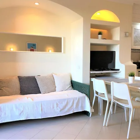 Caporizon Magnifique Vue Mer Et Piscine Plein Centre Apartamento Albufeira